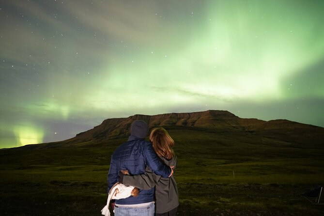 Reykjavik Northern Lights Tour with Pro Aurora Photos Small Group - What you can really see with your own eyes