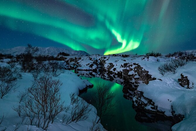 Reykjavik Northern Lights Tour with Professional Photographer - Key points to know
