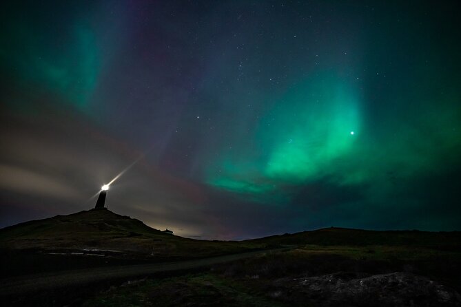 Reykjavik Northern Lights Tour with Professional Photographer - Photography without spending the whole night behind a camera