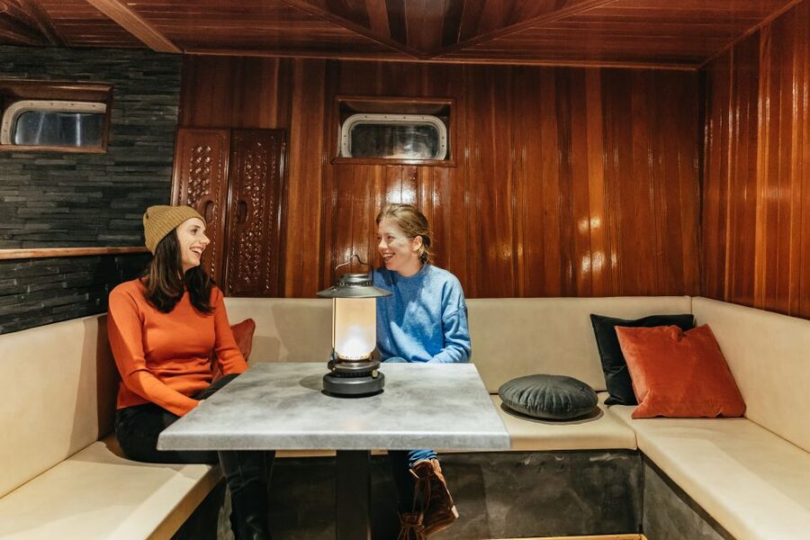 Reykjavik: Northern Lights Yacht Tour - Sailing Through Faxaflói Bay