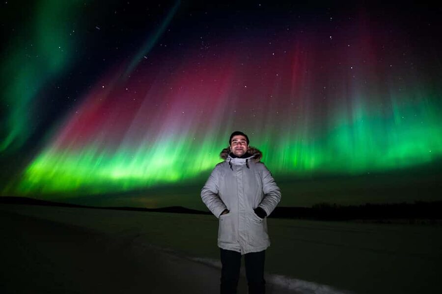 Rovaniemi: Aurora Hunt - Free Photos, 100% Guaranteed Refund - A second location beside a lake or forest road