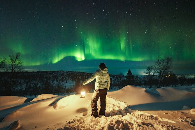 Rovaniemi: Aurora Hunt with Photograph & money back guarantee - The 6 pm pickup and the first forecast check