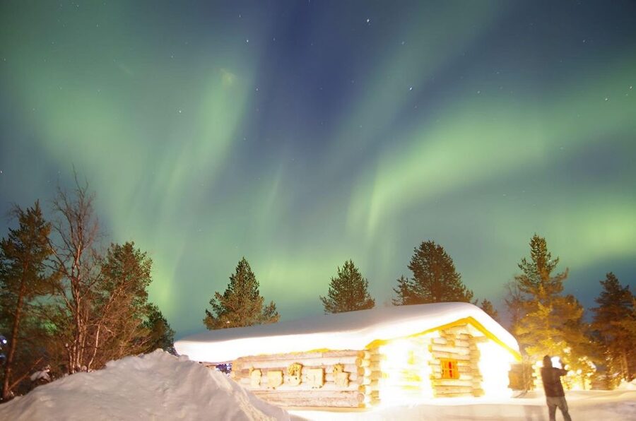 Rovaniemi: Aurora Hunting Photography Tour(98% Success Rate) - Group size and guide style