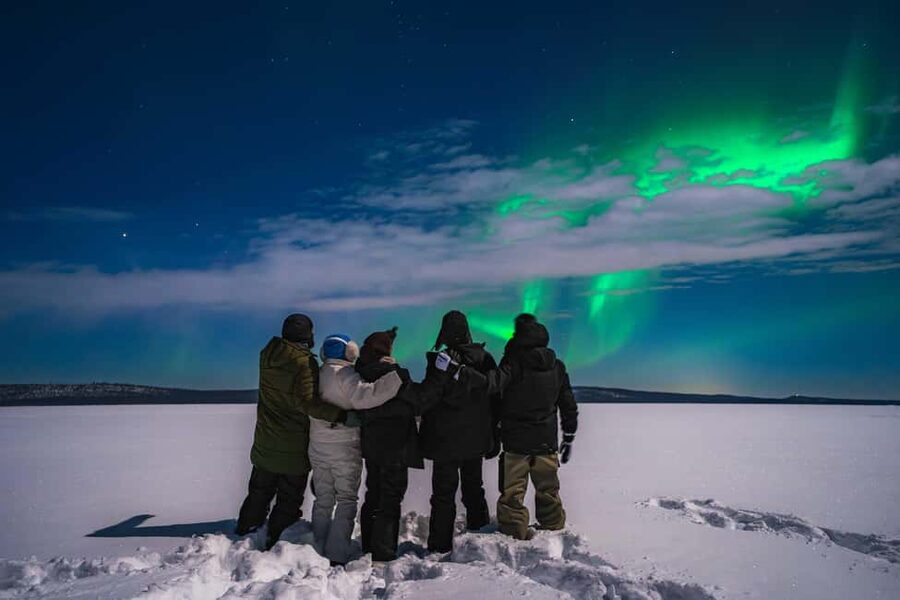 Rovaniemi: Best & Original Aurora Experience with Pro Photos - Professional photos are a major part of the value