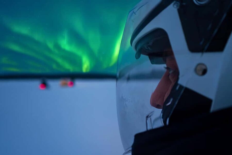 Rovaniemi: Drive New 2025 Snowmobiles - Aurora Adventure - Who should choose this snowmobile safari?