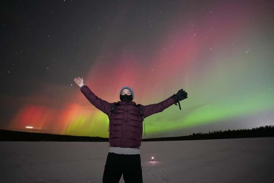 Rovaniemi: Guaranteed Aurora Hunting Tour with Photos&Videos - Campfire comfort and a very Finnish picnic
