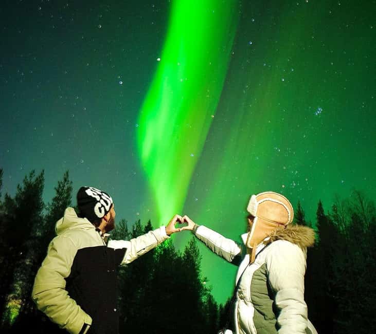 Rovaniemi: Guaranteed Northern Lights & Photography Tour - A serious aurora chase, not a quick photo stop