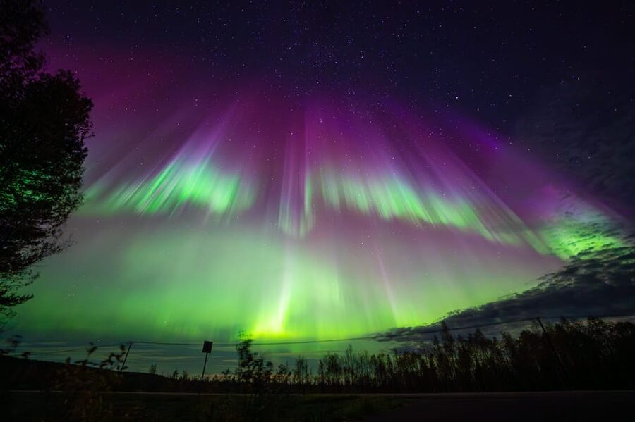 Rovaniemi: Guaranteed Ultimate Aurora Hunt with Photographer - Why this tour goes farther than most Rovaniemi aurora outings