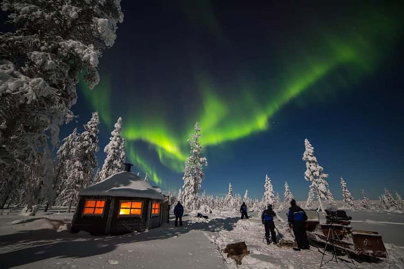 Rovaniemi: Lakeside Private Sauna with Aurora Borealis - One hour inside a traditional Finnish sauna