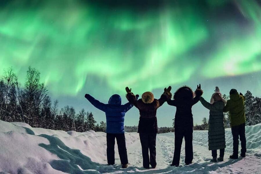 Rovaniemi: Northern Lights Aurora Guarantee Tour - Clothing, comfort, and what to bring