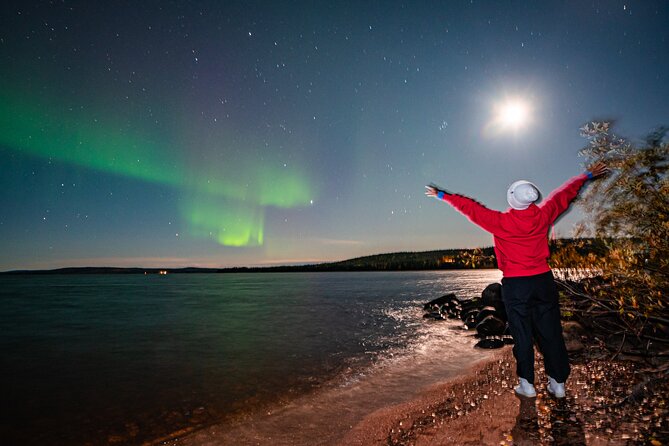 Rovaniemi: Northern Lights Hunting and Photography Tour - Starting from Koskikatu 20 at 8 p.m.