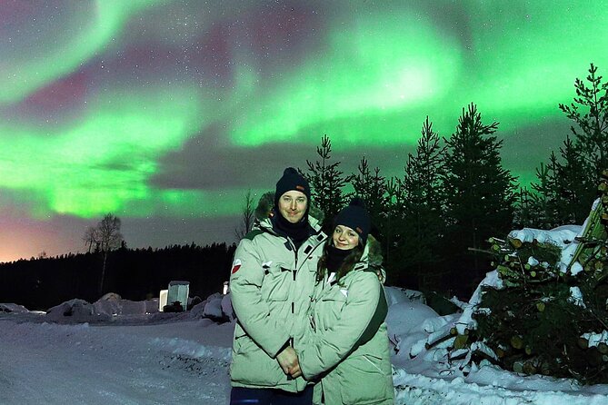 Rovaniemi: Northern Lights Pro Guaranteed - Unlimited Distance - Waiting for the lights