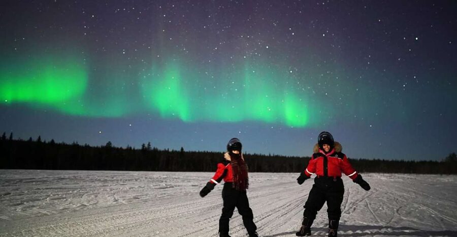 Rovaniemi: Northern Lights Sleigh Ride - Meeting in central Rovaniemi