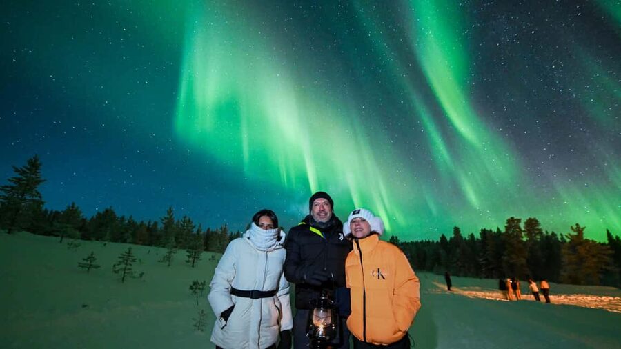 Rovaniemi: Northern Lights Tour - 100% Money Back Guarantee - Meeting in Rovaniemi and choosing your group