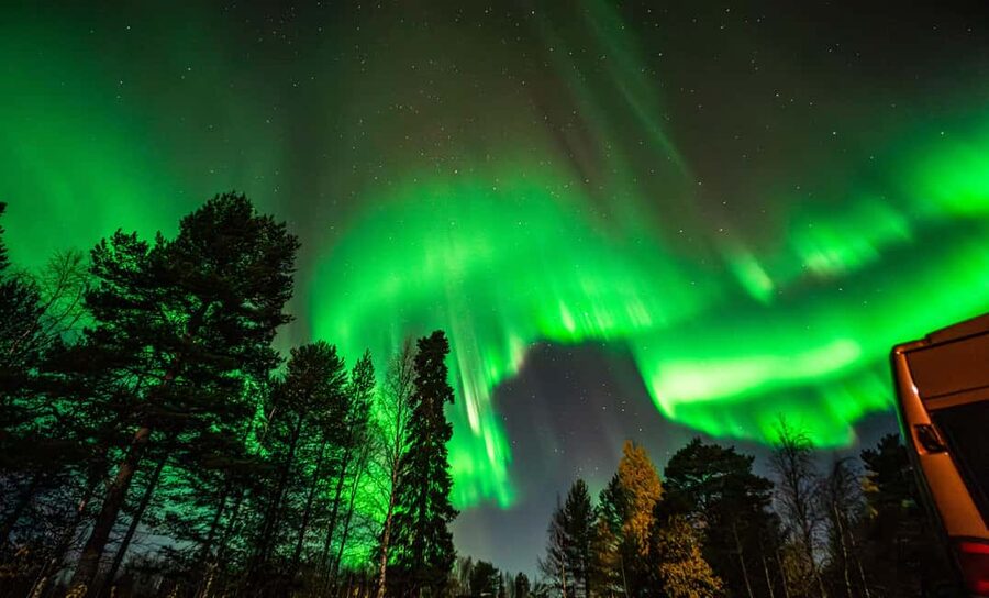 Rovaniemi: Northern Lights Tour – Guaranteed with Photos - What to bring and what to expect on the road