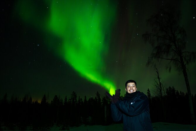 Rovaniemi Northern Lights Tour with Guaranteed Viewings - Staying warm in the Arctic night