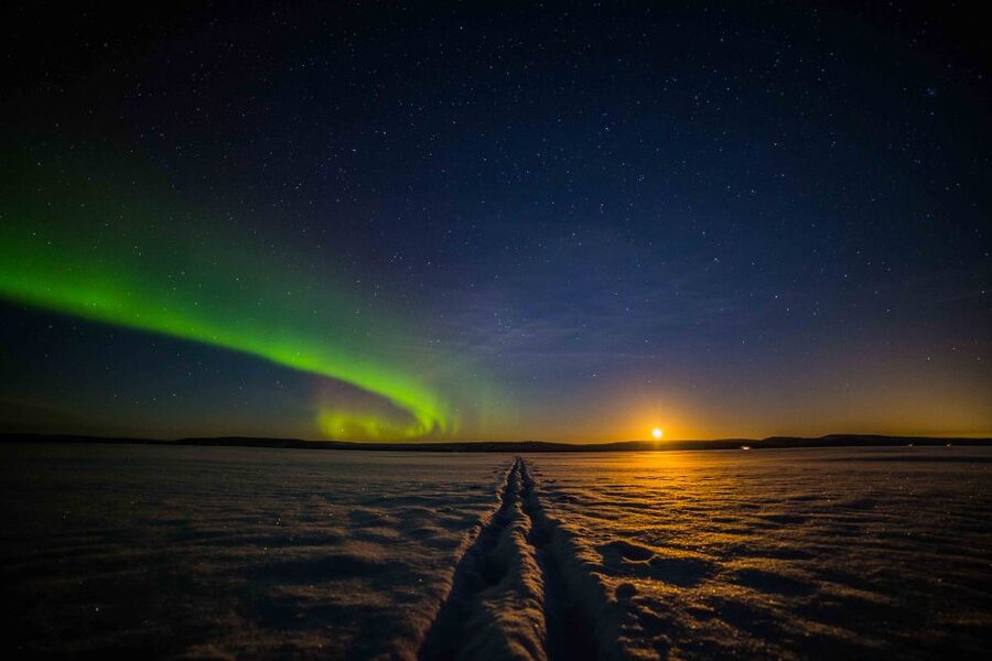 Rovaniemi: Search for Northern Lights Snowmobiling Trip - Who will enjoy this ride most