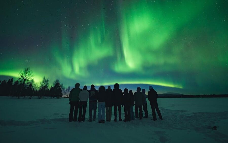 Rovaniemi: Small Group Aurora Hunt-full money back guarantee - Why this is an actual aurora chase