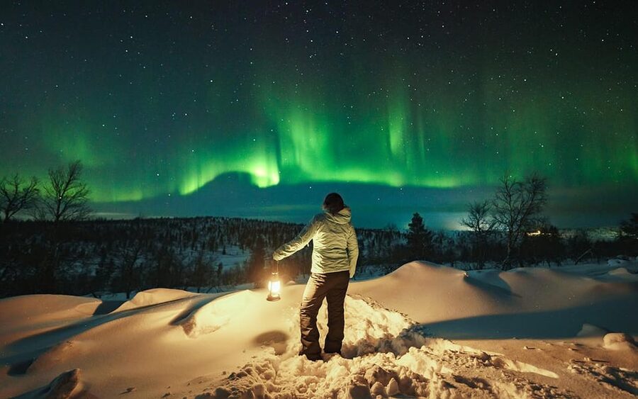 Rovaniemi: Small Group Aurora Hunt-full money back guarantee - From your Rovaniemi pickup to the first clear sky