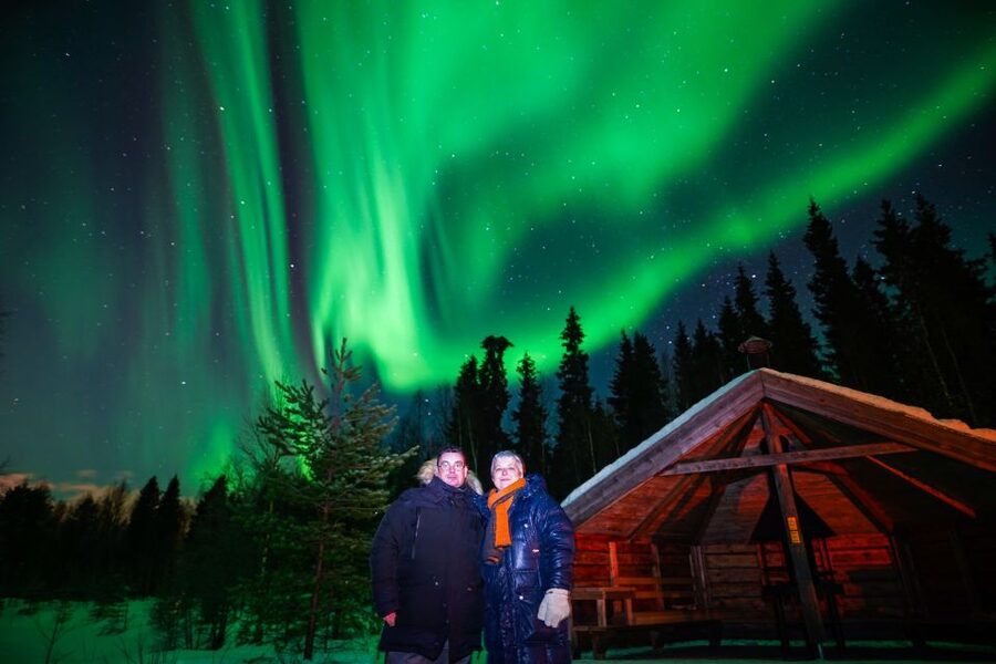 Rovaniemi: Small-Group Northern Lights Wilderness Tour - Leaving Rovaniemi for the dark sky