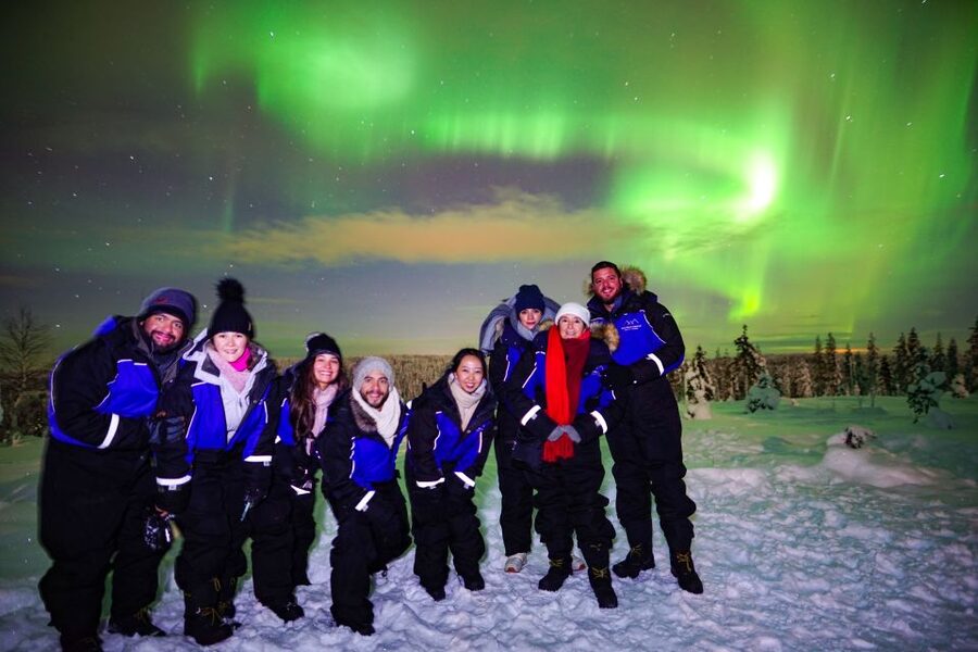 Rovaniemi: Small-Group Northern Lights Wilderness Tour - Warm clothing and what to bring