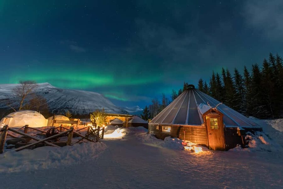 Sami Culture, Northern Lights & Reindeer Visit at Camp Tamok - Getting dressed for the Arctic evening