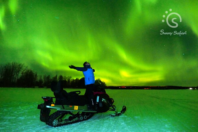 Searching Aurora with Snowmobile - Riding through the Arctic night