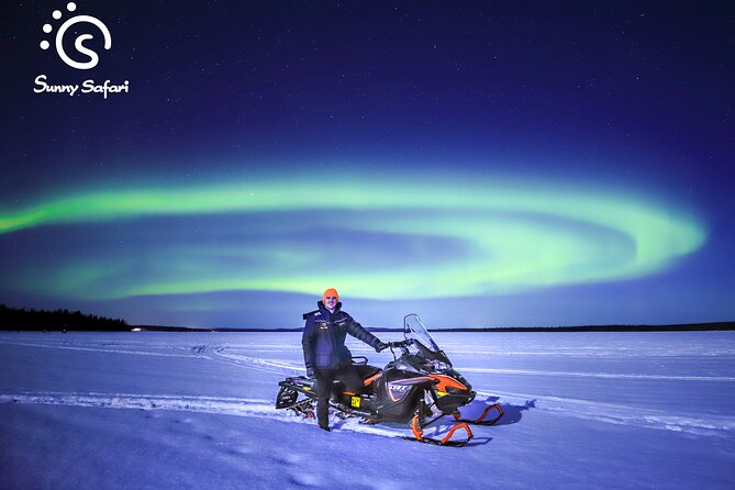 Searching Aurora with Snowmobile - The remote lake and the Aurora search