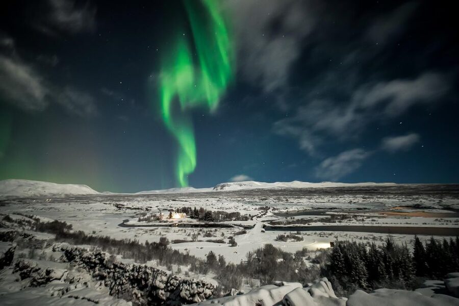 Small-Group Premium Northern Lights Tour from Reykjavik - Cold weather, hot chocolate, and comfort