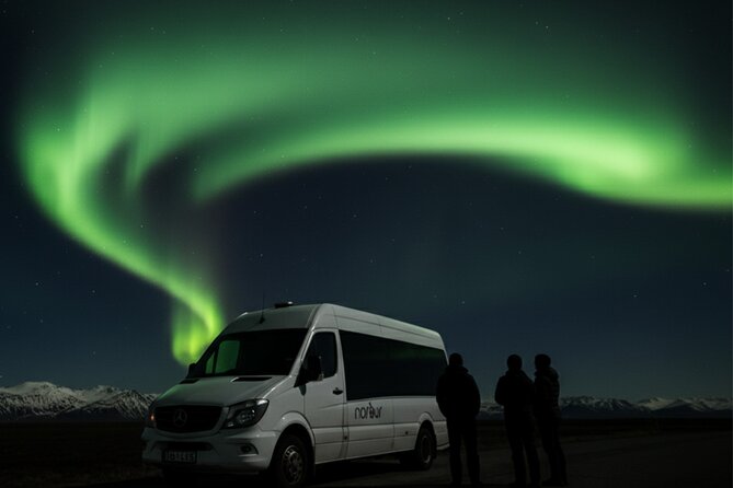 Small-Group Tour: Northern Lights with Photos & Hot Chocolate - Key points to know before booking