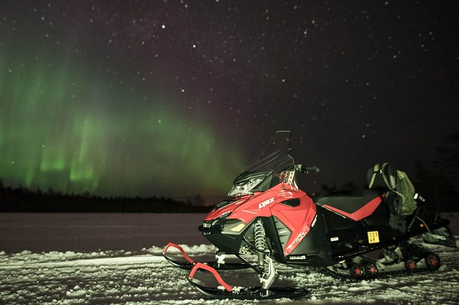 Snowmobile Safari to Search for the Northern Lights - What happens at the Safari Center