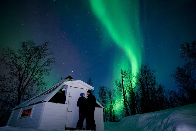 Snowshoeing with Aurora Crystal-Lavvo Overnight Stay from Tromsø - A warm lavvo under the Northern Lights