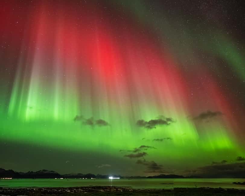 Sortland: Small Group Northern Lights Chase by Car - The photography package in practical terms