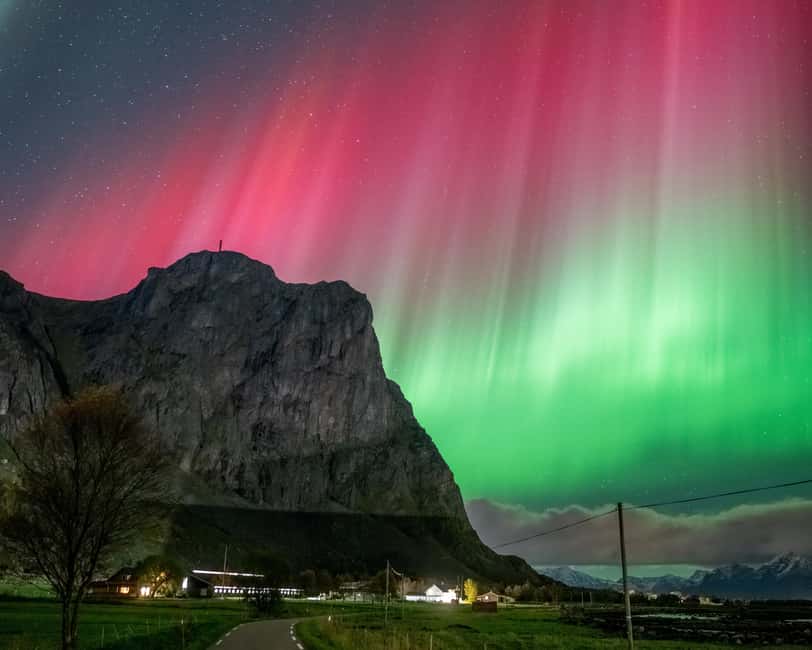 Sortland: Small Group Northern Lights Chase by Car - Leaving Sortland in a heated vehicle