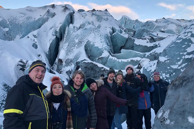 South Iceland Highlights and Northern Lights Combo Full-Day Tour - Vík: your one-hour lunch break