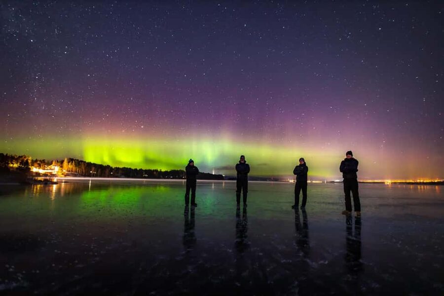 Stockholm: Ice Skating with fire & chance of Northern Lights - The first lap is your safety lesson