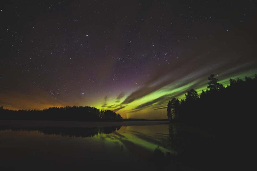 Stockholm: Ice Skating with fire & chance of Northern Lights - What guides add to the evening
