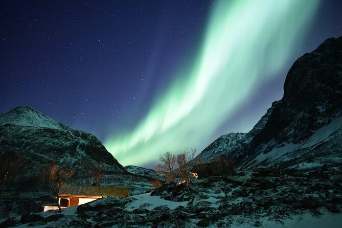 The Aurora Tour - small group, northern lights - Small group does not always mean spacious