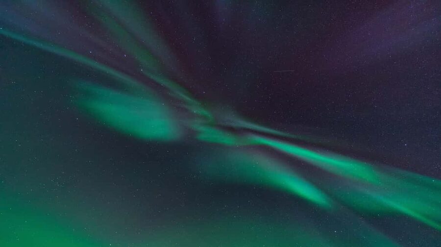 Tromsø: A Sámi Survival Story and Aurora Hunt - An aurora hunt with a human story