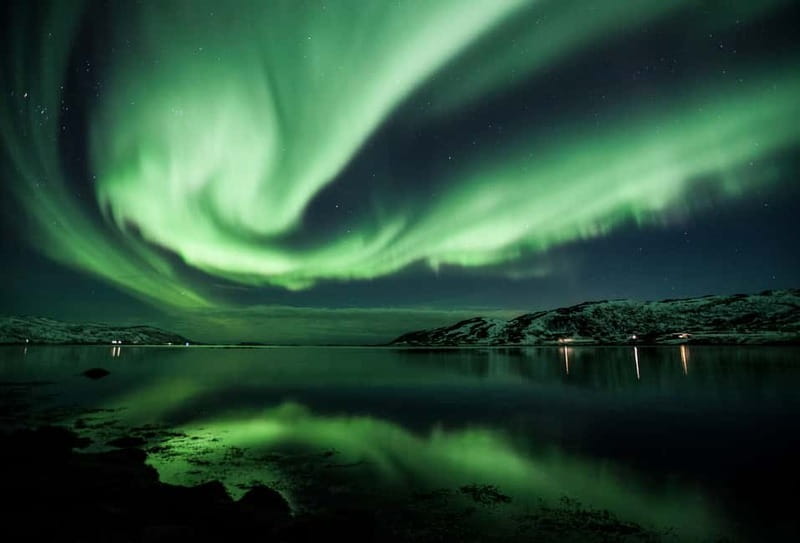 Tromsø: All-Inclusive Northern Lights Hunt - Reading the Arctic sky instead of waiting in town