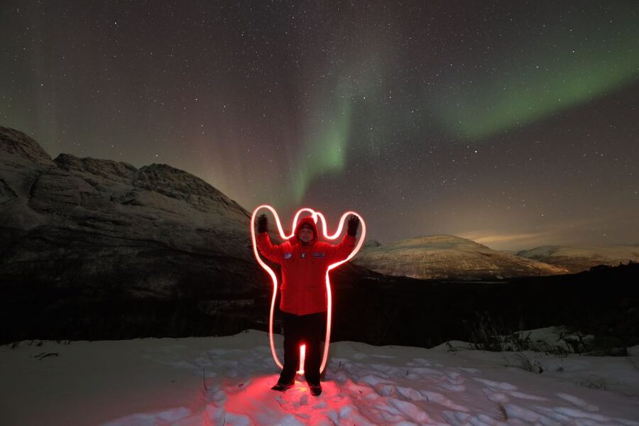 Tromsø: Aurora Borealis, Campfire, Hot Meal, Arctic Tour - Thermal suits, a short walk, and the campfire