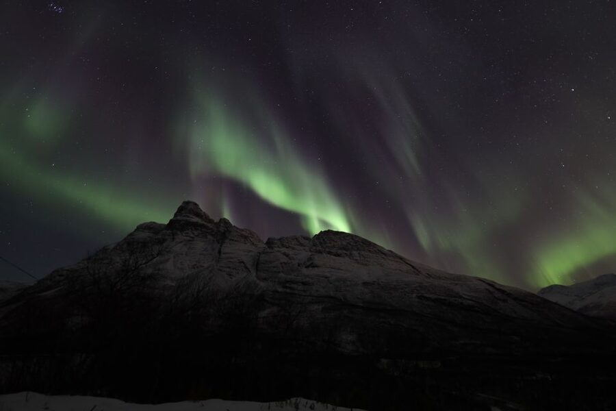 Tromsø: Aurora Borealis, Campfire, Hot Meal, Arctic Tour - Getting useful Aurora photographs