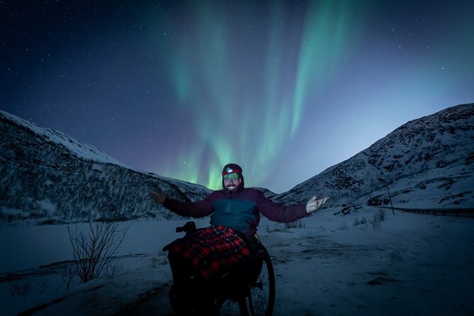 Tromsø Aurora Tour For All - Chasing the aurora after dark in Tromsø