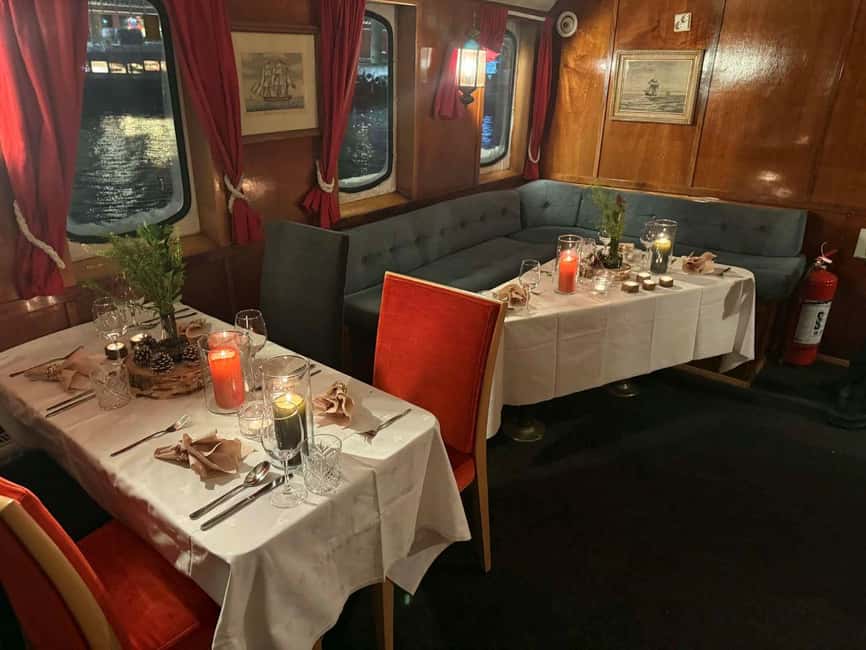 Tromsø: Evening dinner cruise with possible northern lights - Northern Lights viewing from the boat and berth