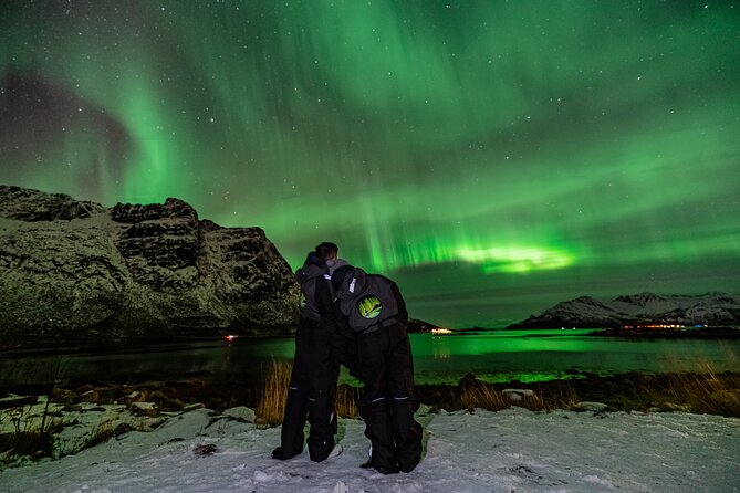 Tromsø Fjordland Aurora Chase Northern Lights by the Arctic Sea - Who will enjoy this most