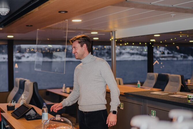 Tromsø, Northern Lights and Wilderness Evening Catamaran Cruise - The Northern Lights guarantee, read carefully