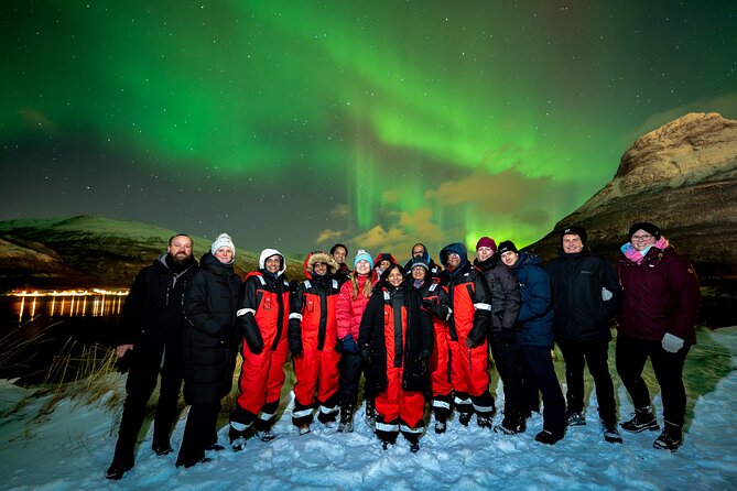 Tromsø: Northern Lights by Minibus - Free Photos and Warm Dinner - The guides make a real difference