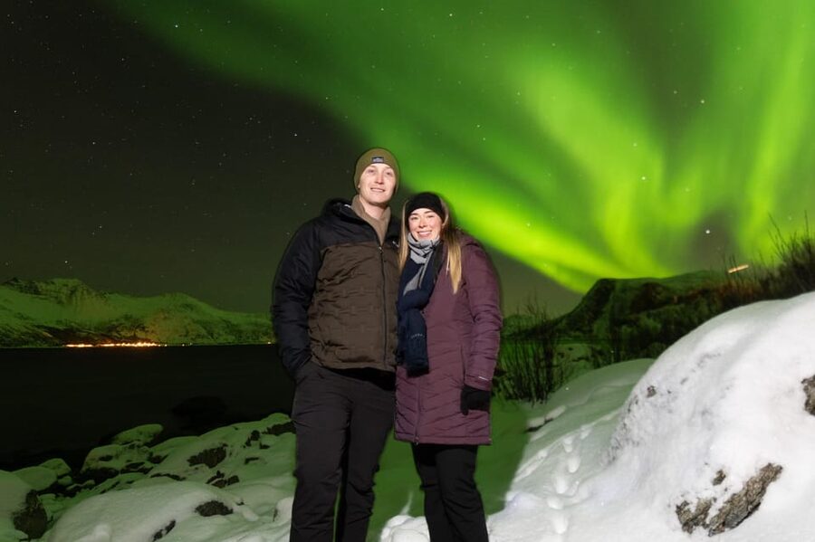 Tromsø: Northern Lights Chase, Local Guide, Foods & Pictures - Staying warm: what is supplied and what is not