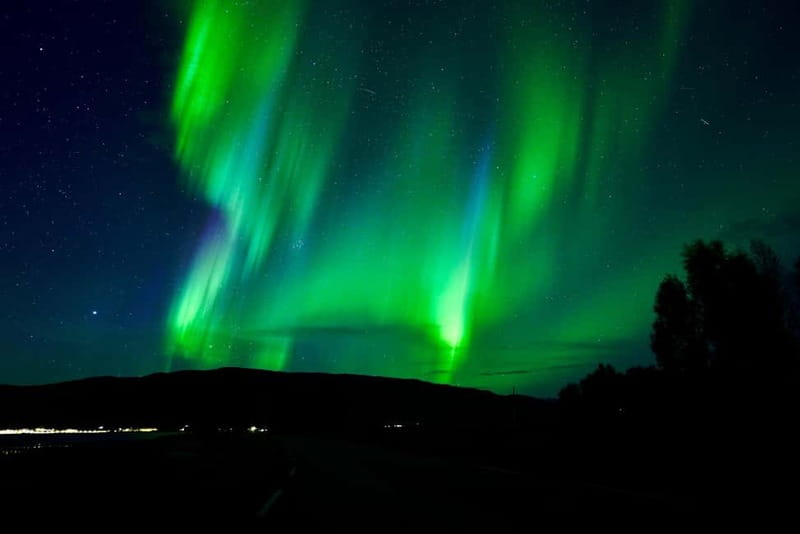 Tromsø: Northern Lights Chase with Local Guide & Free Photos - The drive from Tromsø and the first viewing stop