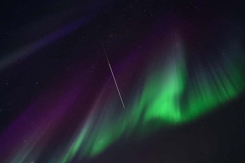 Tromsø: Northern Lights Chase with Local Guide & Free Photos - Warm clothing, comfort, and the long return ride